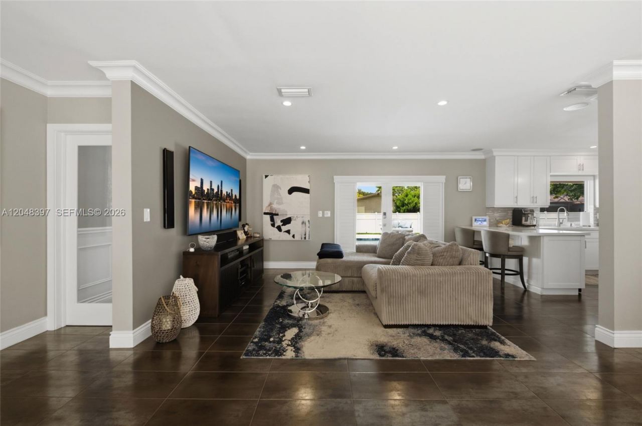 621 NW 74th Ave, Plantation, FL 33317 Photo