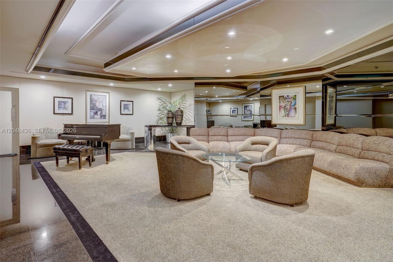 20191 E Country Club Dr , Unit 802, Aventura, FL 33180 Photo