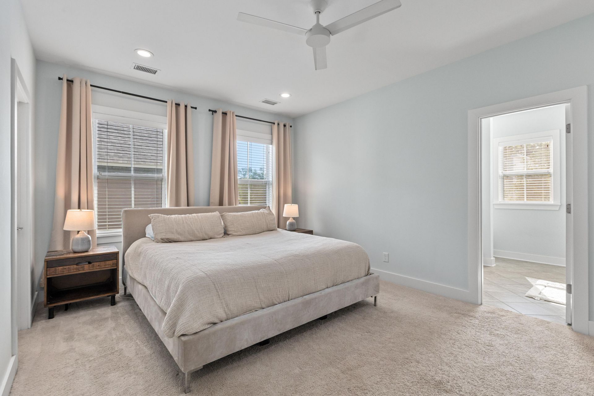 5126 Celtic Drive Photo 7