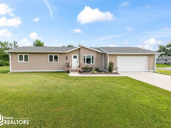 7 Nevelle Avenue, Bloomfield, IA 52537