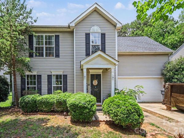 1529 Galesburg Street , Charlotte, NC 28216