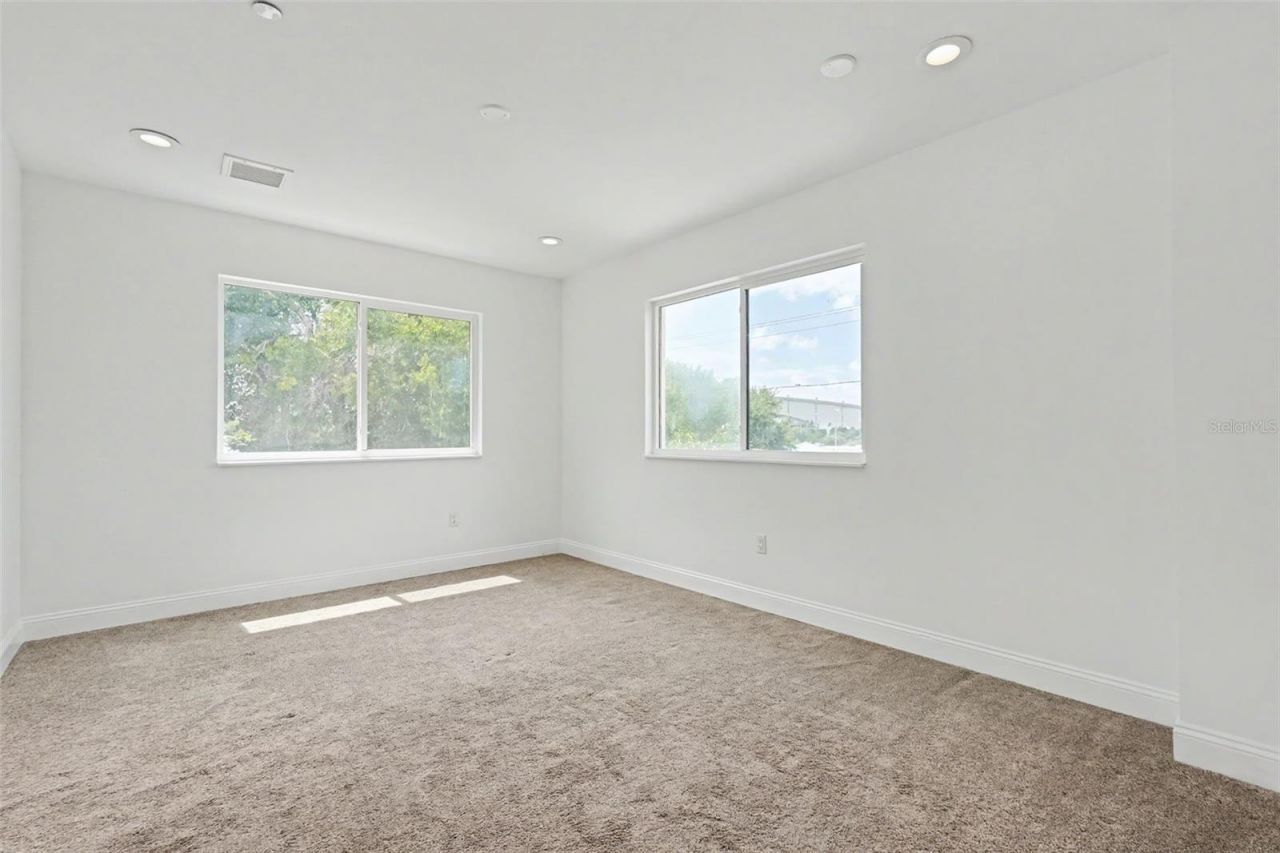 1018 7th Avenue S, Unit R, Saint Petersburg, FL 33705 Photo