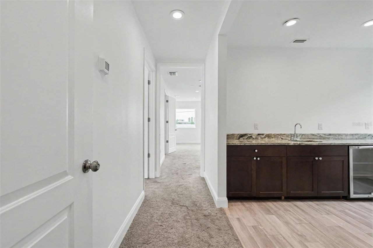 1018 7th Avenue S, Unit R, Saint Petersburg, FL 33705 Photo