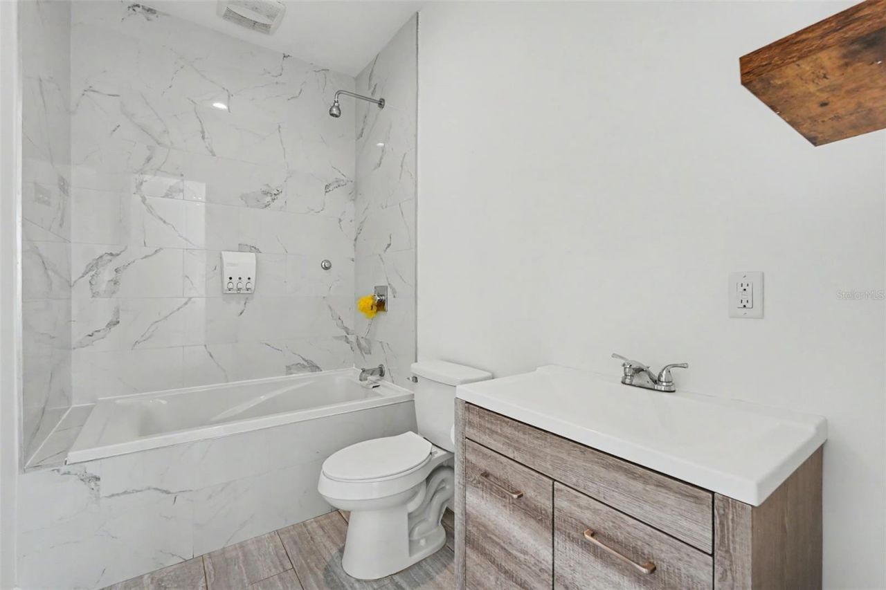 1018 7th Avenue S, Unit R, Saint Petersburg, FL 33705 Photo