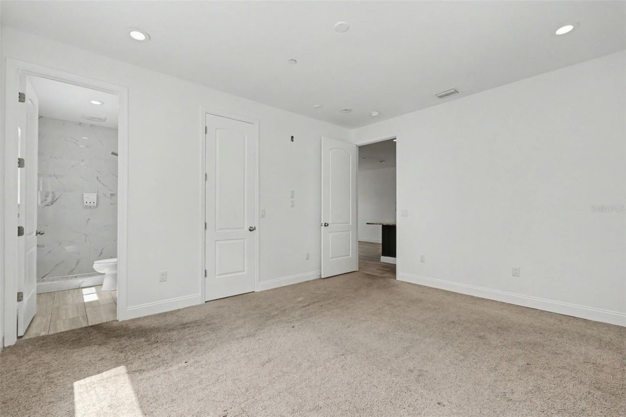 1018 7th Avenue S, Unit R, Saint Petersburg, FL 33705 Photo