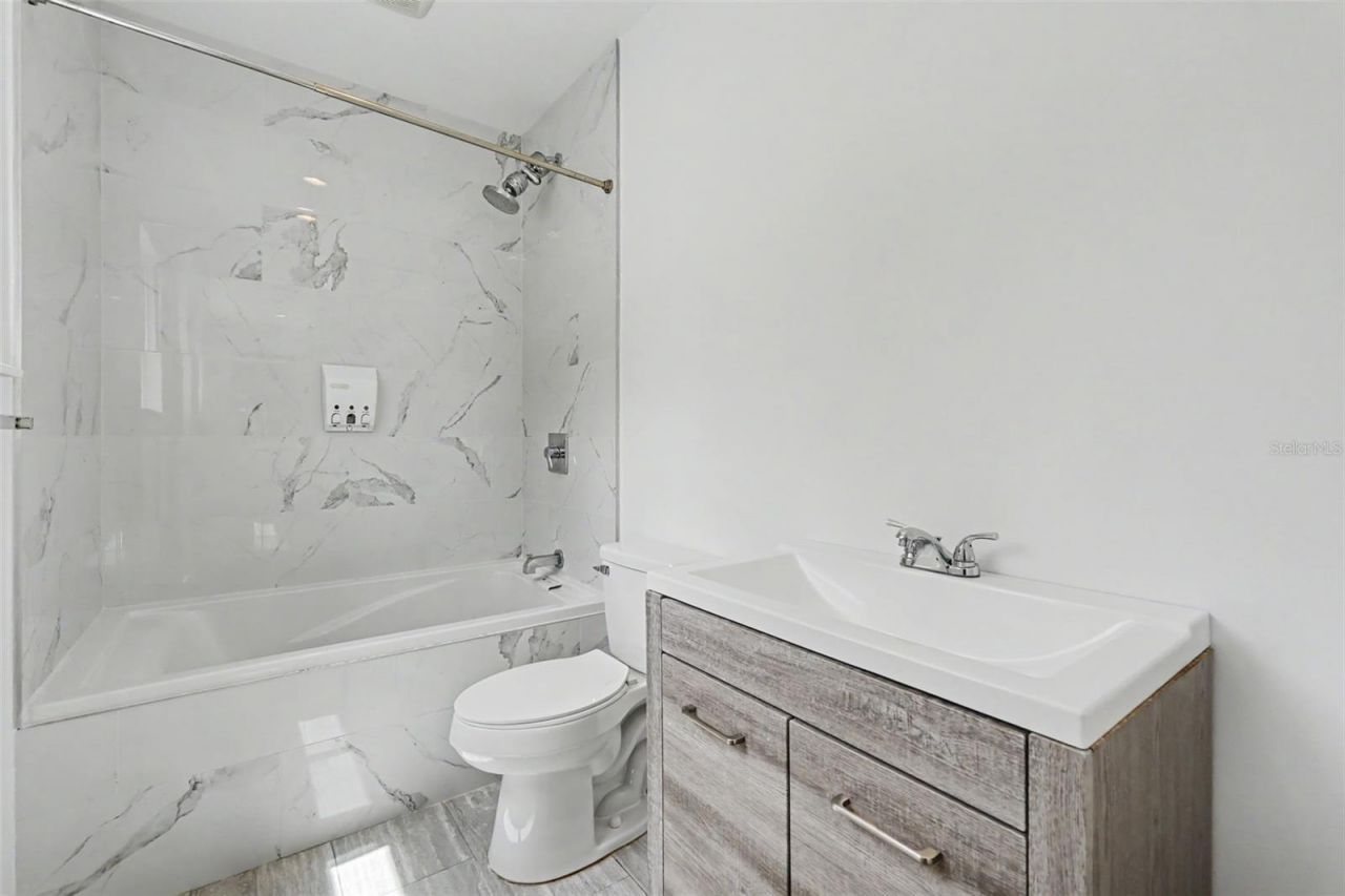 1018 7th Avenue S, Unit R, Saint Petersburg, FL 33705 Photo