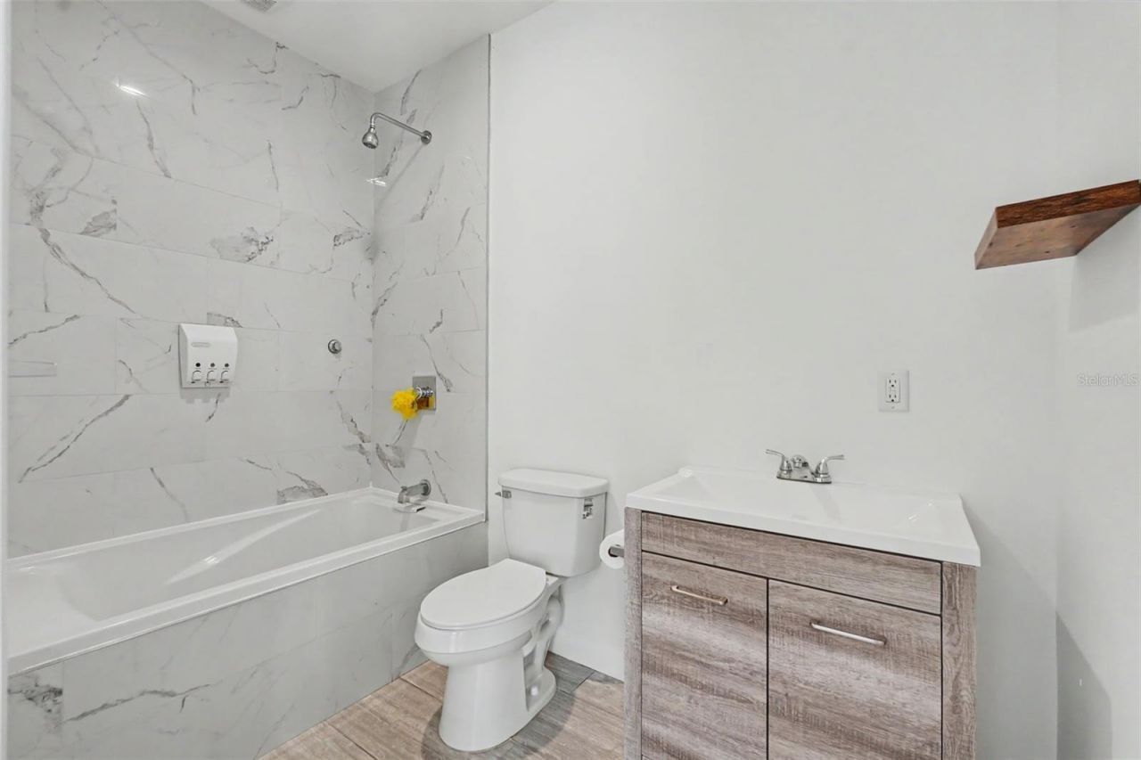 1018 7th Avenue S, Unit R, Saint Petersburg, FL 33705 Photo