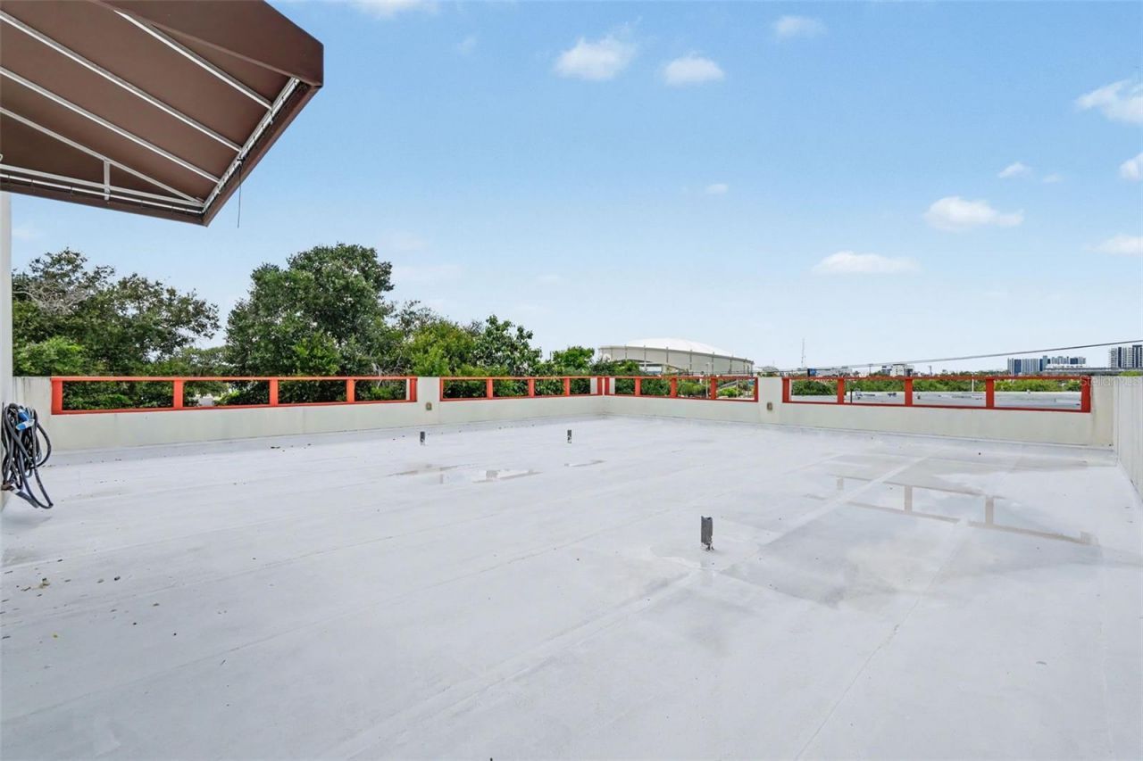 1018 7th Avenue S, Unit R, Saint Petersburg, FL 33705 Photo