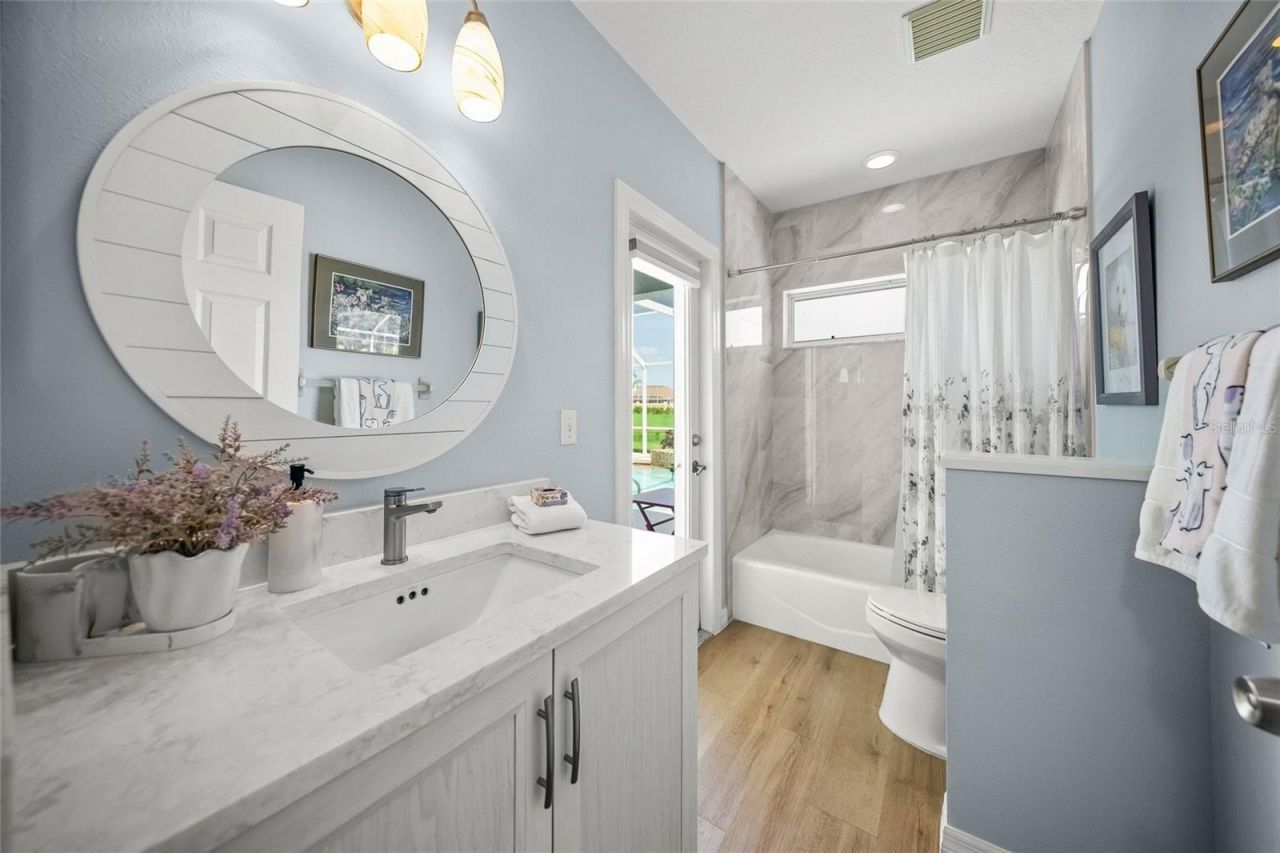 2302 Vintage Street, Sarasota, FL 34240 Photo
