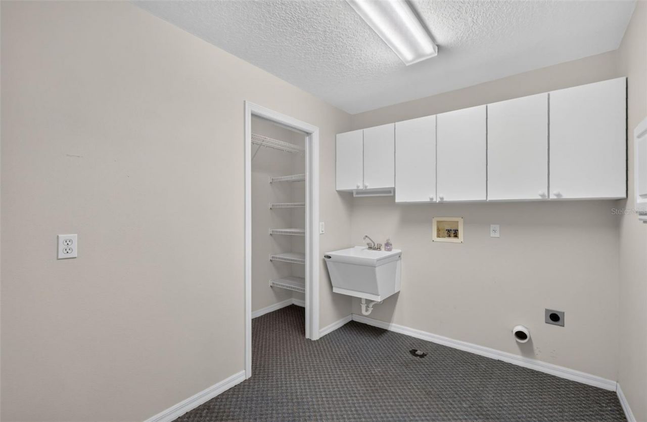 705 Hilltop Court , Mount Dora, FL 32757 Photo