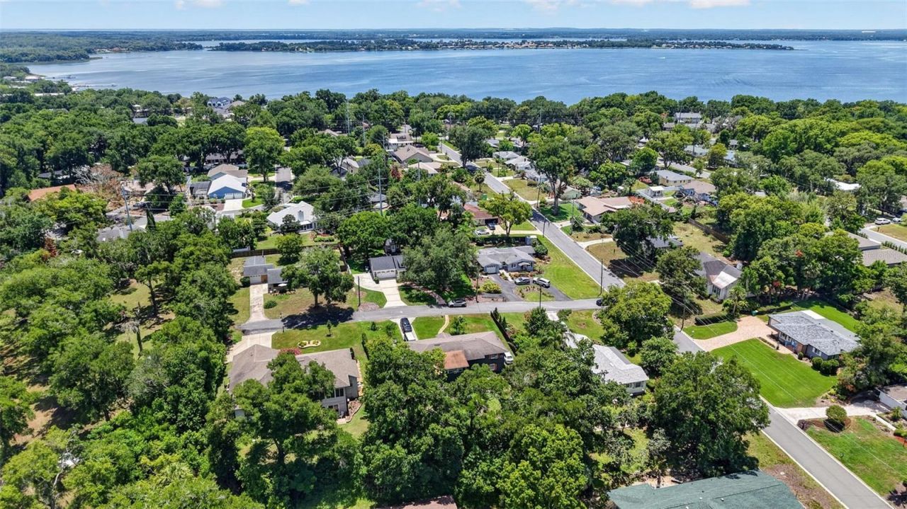 705 Hilltop Court , Mount Dora, FL 32757 Photo