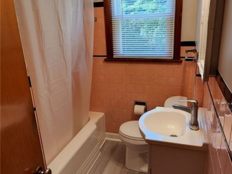 517 Evans Avenue, Akron, OH 44310 Photo 6