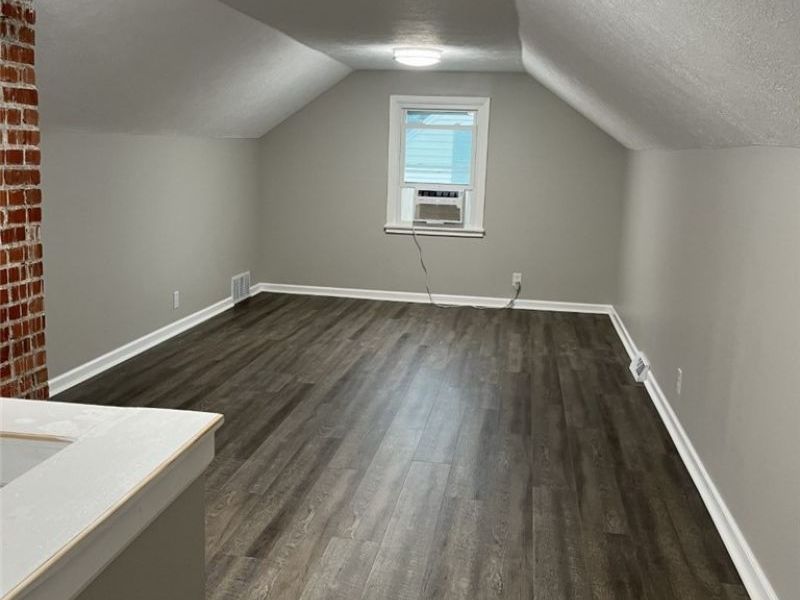 517 Evans Avenue, Akron, OH 44310 Photo 8