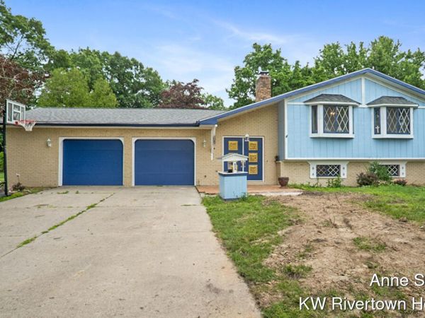 1686 Stonehaven Drive, Holt, MI 48842
