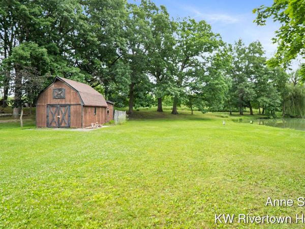 1686 Stonehaven Drive, Holt, MI 48842