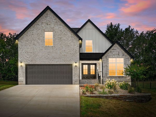 365 Frontier Dr , Clarksville, TN 37043