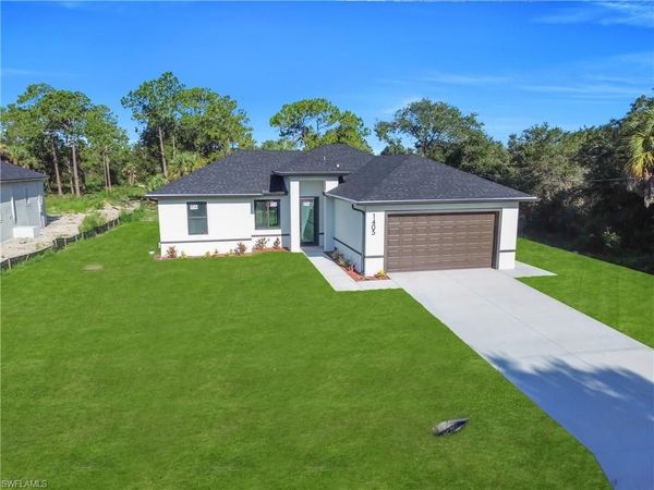 1405 Palmetto AVE, LEHIGH ACRES, FL 33972
