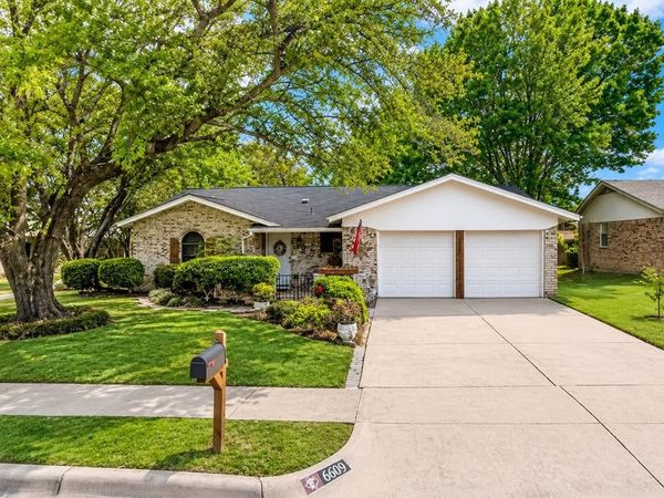 6609 Emily Drive, Watauga, TX 76148