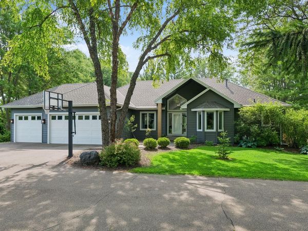 9125 Abbywood Road, Chaska, MN 55318