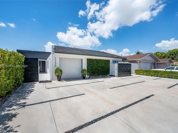 11530 SW 81st Ter , Miami, FL 33173