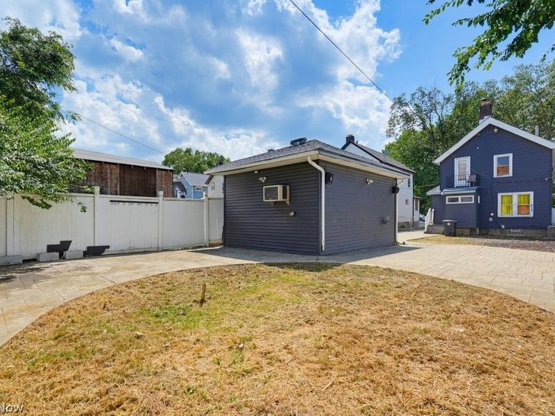 3937 W 23rd Street, Cleveland, OH 44109 Photo 8