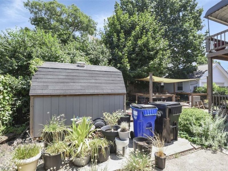 1901 Coltman Road, Cleveland, OH 44106 Photo 4