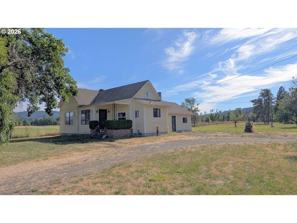 32153 GODDARD LN, Cottage Grove, OR 97424
