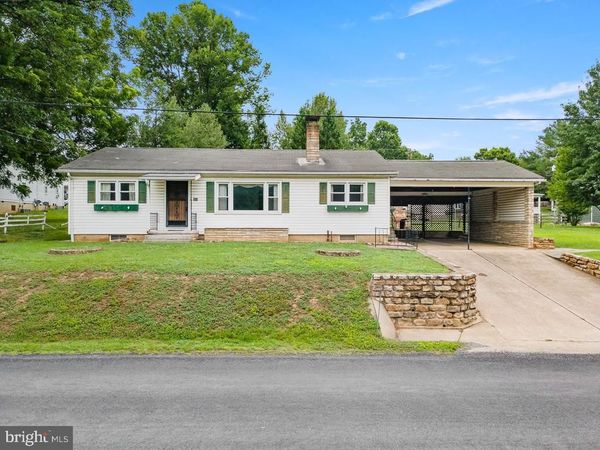304 WATER STREET, EDINBURG, VA 22824