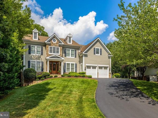 513 JOHN MARSHALL DRIVE NE, VIENNA, VA 22180
