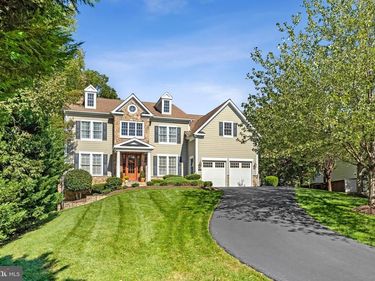 513 JOHN MARSHALL DRIVE NE, VIENNA, VA 22180
