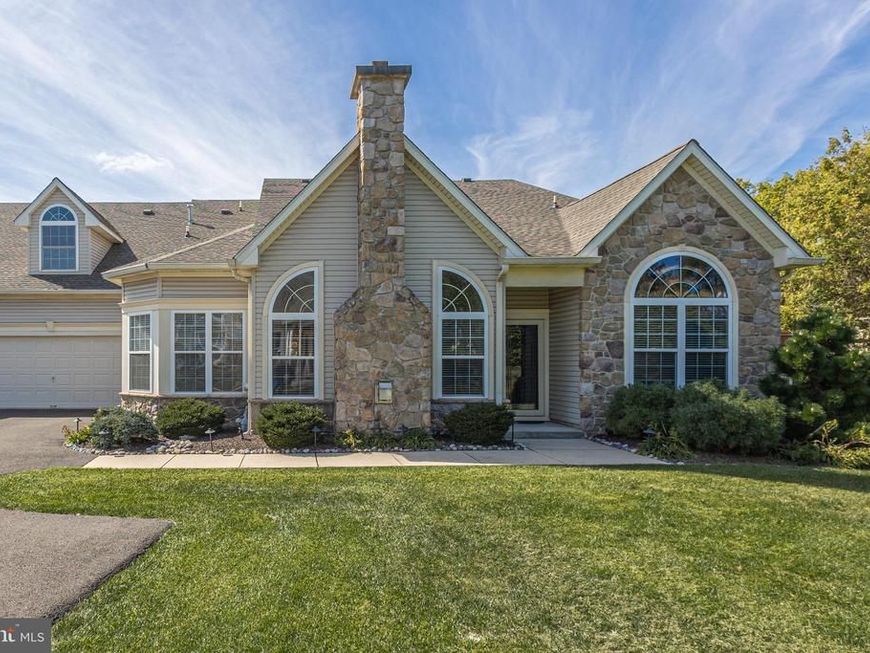 29 Shady Brook Drive, Langhorne, PA 19047 Main Photo