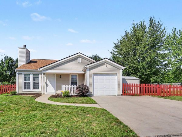 2021 Torreys Place, Powell, OH 43065