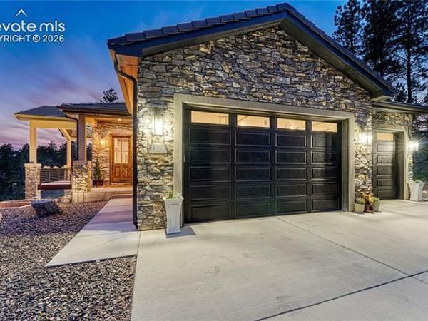 910 Spacious Skies Drive, Woodland Park, CO 80863