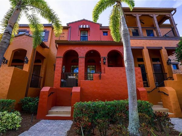 9041 Alturas ST , Unit 3803, NAPLES, FL 34113