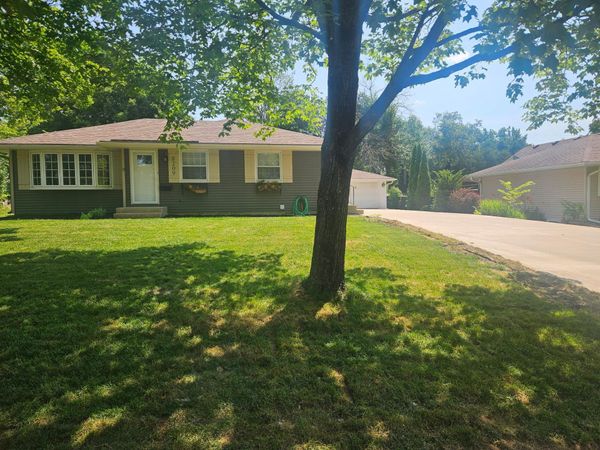 8209 Beard Road, Bloomington, MN 55431