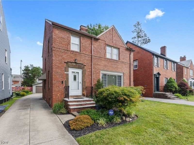 3953 Bushnell Road, University Heights, OH 44118 Photo 3