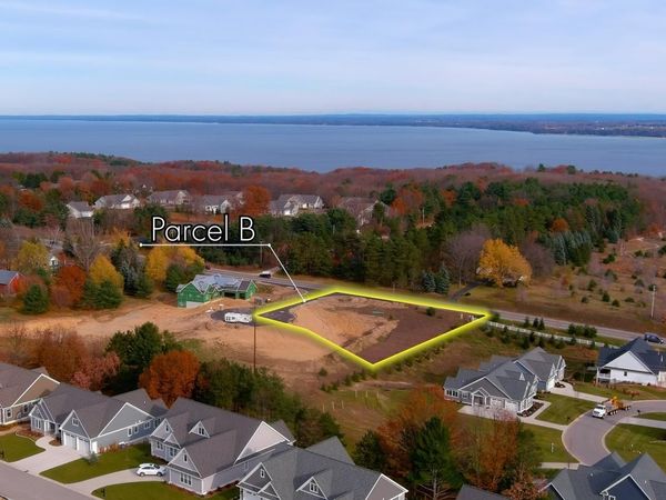 35 JoJack Run, Traverse City, MI 49686