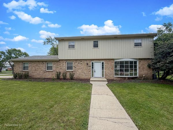 3306 COVENTRY Court , Joliet, IL 60431