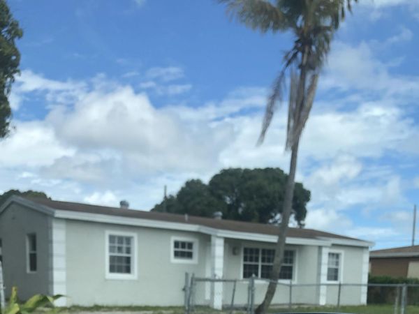 2885 NW 155th Terrace, Miami, FL 33054