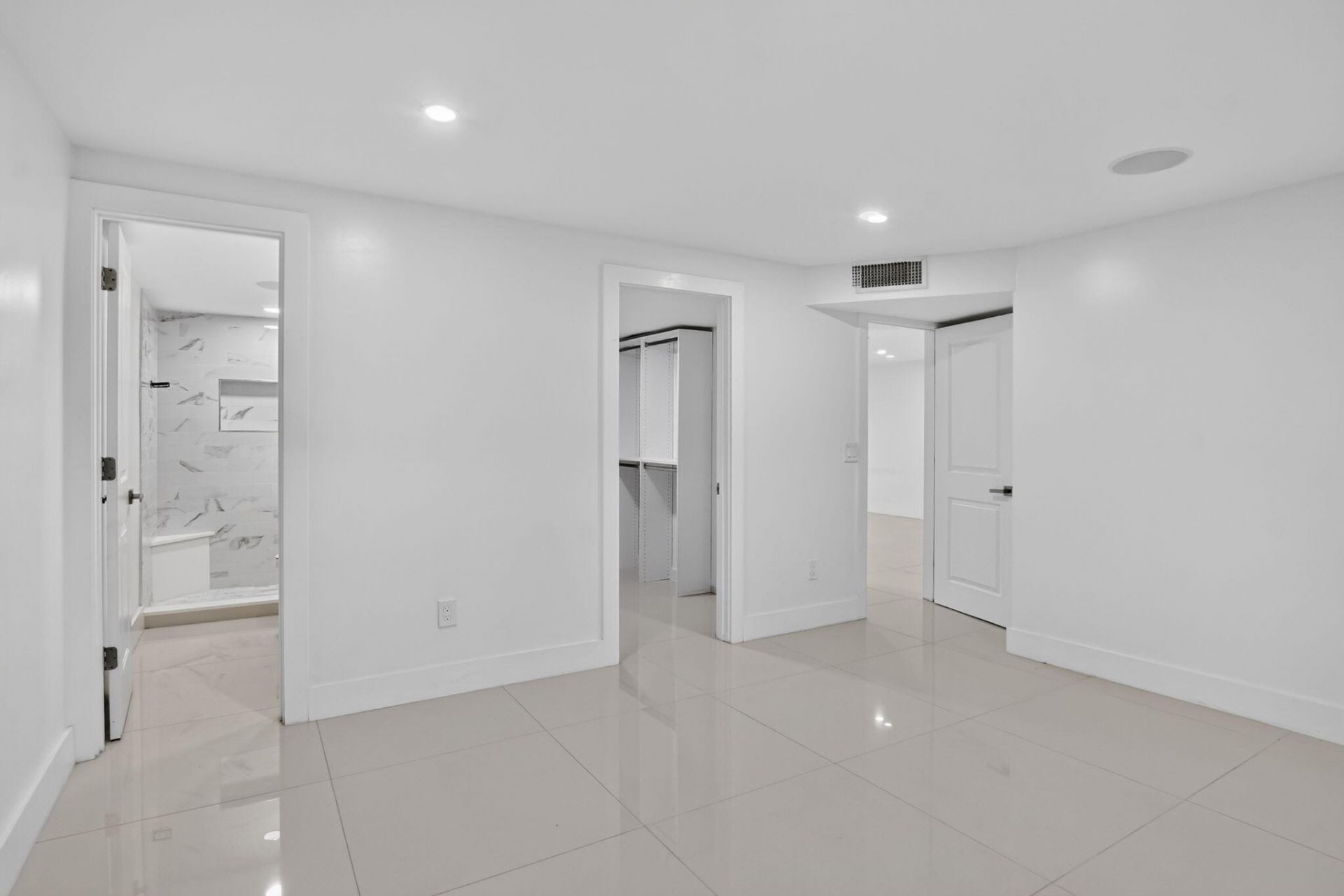 10110 Boca Entrada Boulevard, Unit 305, Boca Raton, FL 33428 Photo