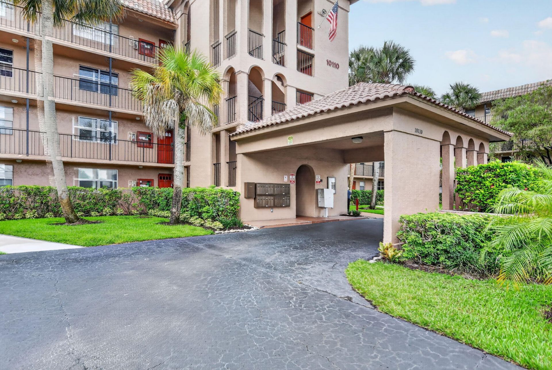 10110 Boca Entrada Boulevard, Unit 305, Boca Raton, FL 33428 Photo