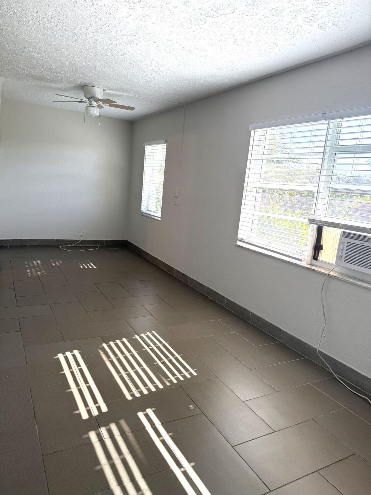 605 N Federal Highway, Unit 14, Lake Worth Beach, FL 33460 Photo