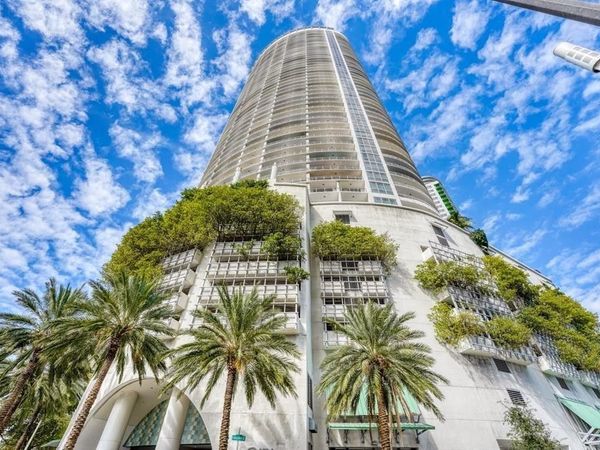 1750 N Bayshore Drive, Unit 2403, Miami, FL 33132
