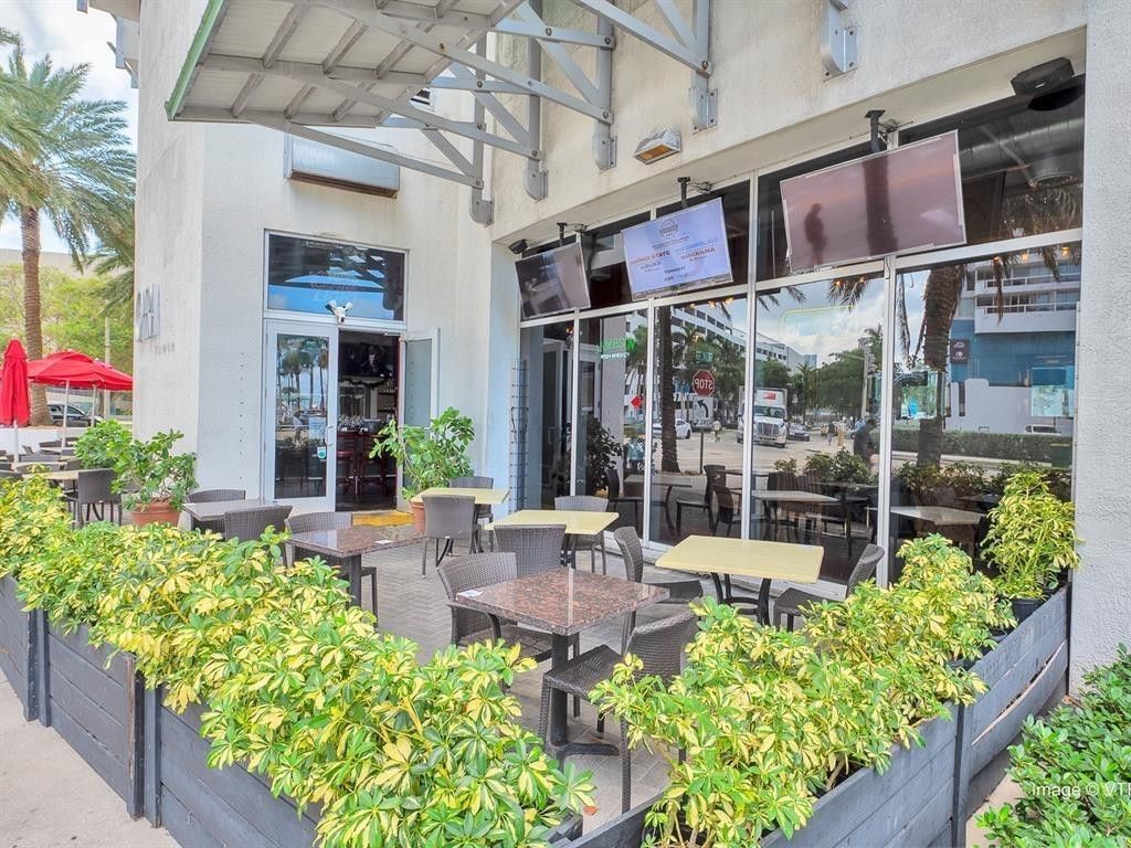 1750 N Bayshore Drive, Unit 2403, Miami, FL 33132 Photo