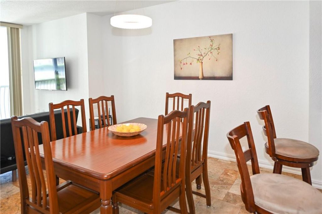 1750 N Bayshore Drive, Unit 2403, Miami, FL 33132 Photo