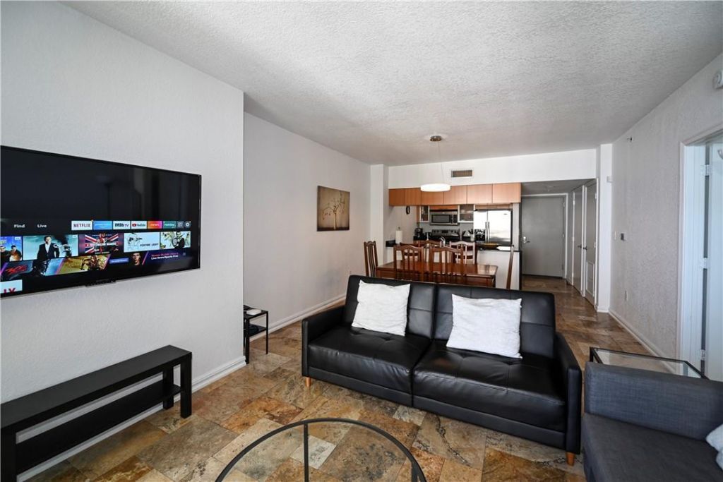 1750 N Bayshore Drive, Unit 2403, Miami, FL 33132 Photo