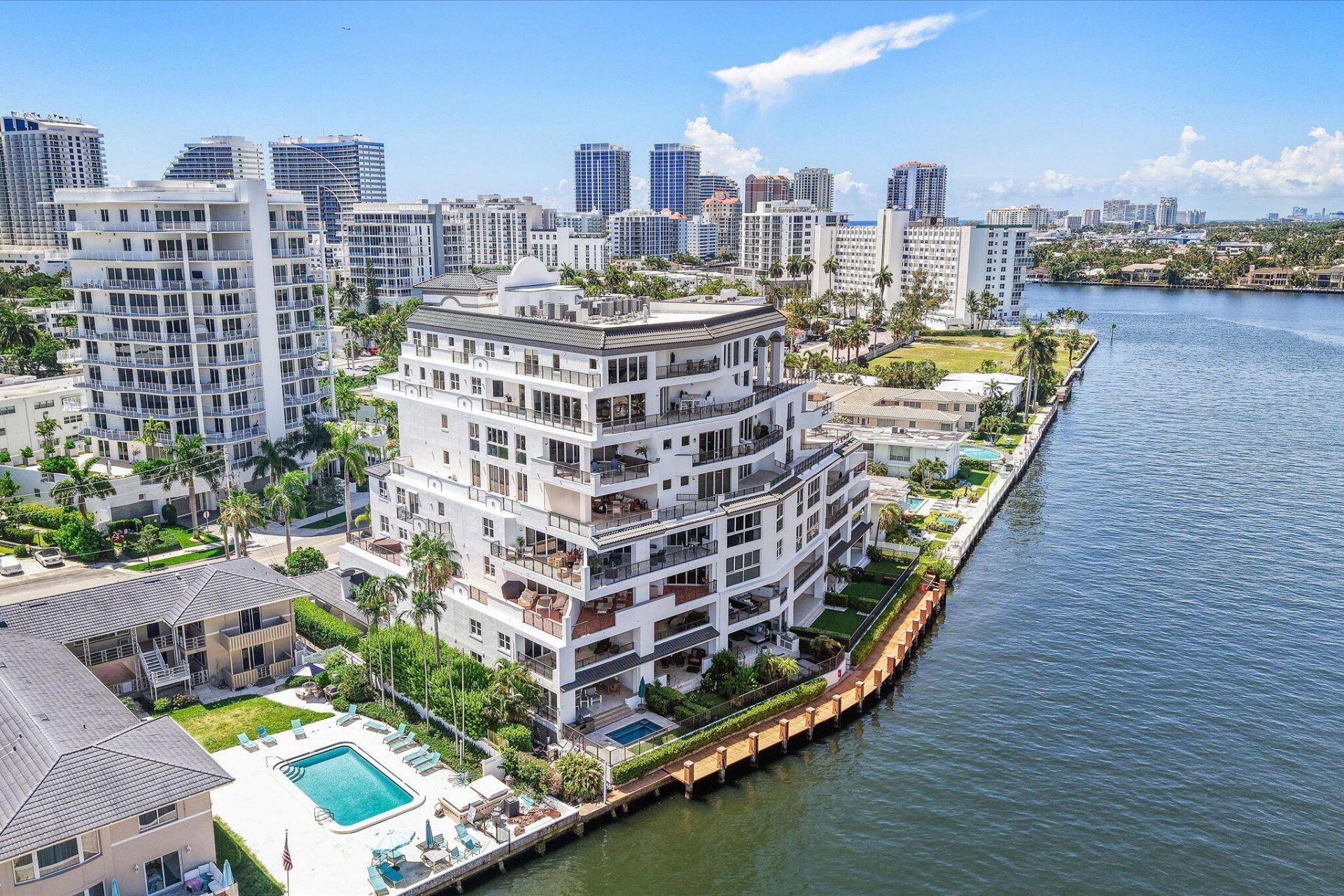 615 Bayshore Drive, Unit 603, Fort Lauderdale, FL 33304 Photo