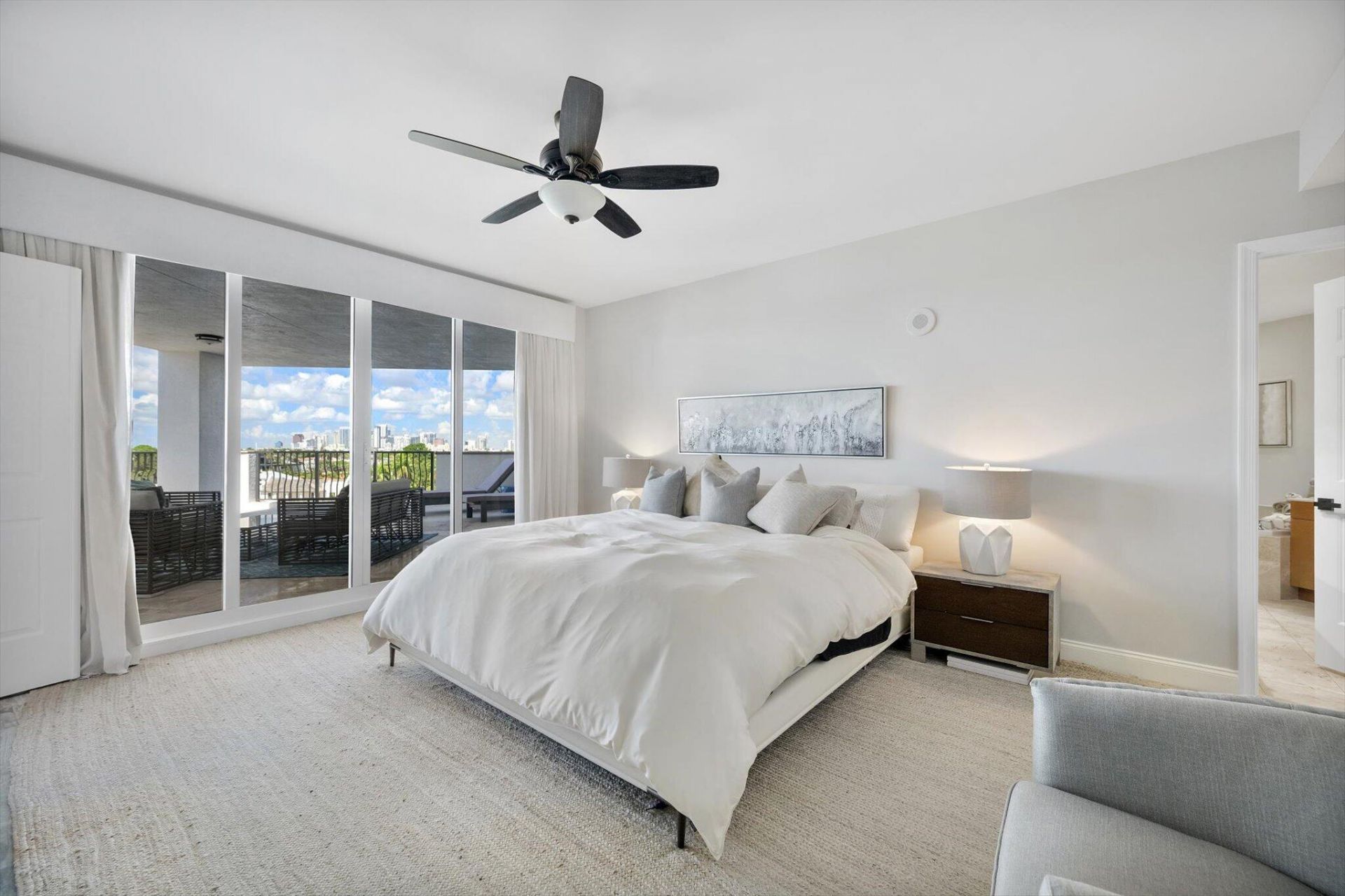 615 Bayshore Drive, Unit 603, Fort Lauderdale, FL 33304 Photo