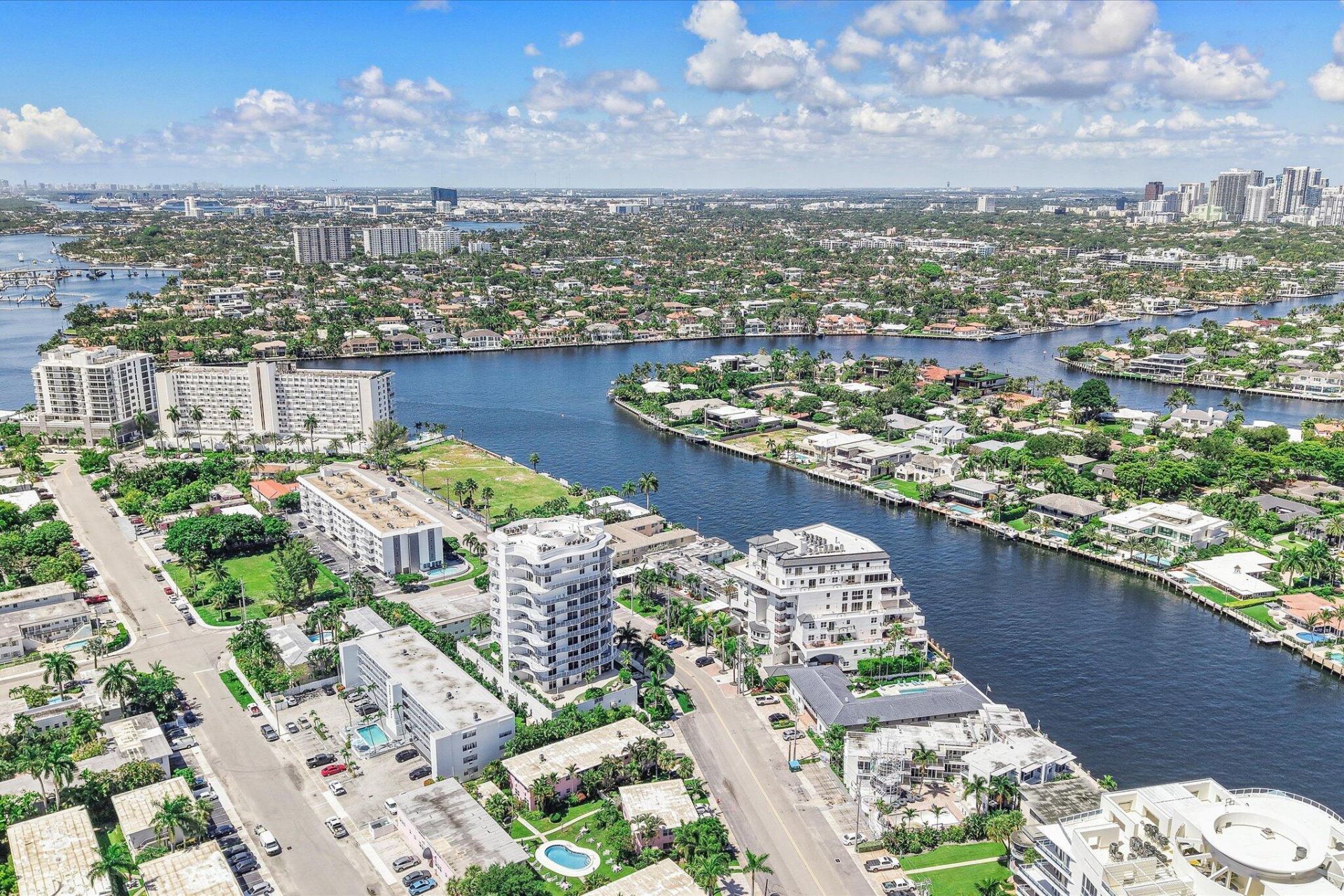 615 Bayshore Drive, Unit 603, Fort Lauderdale, FL 33304 Photo