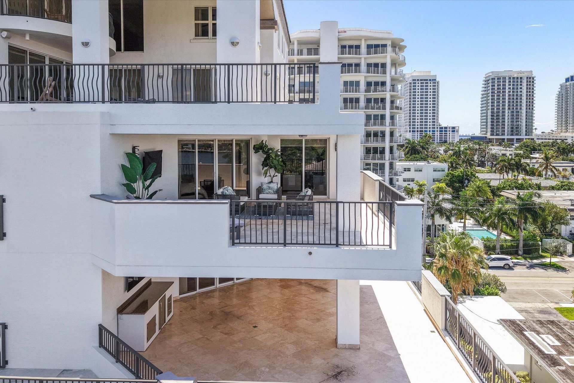 615 Bayshore Drive, Unit 603, Fort Lauderdale, FL 33304 Photo